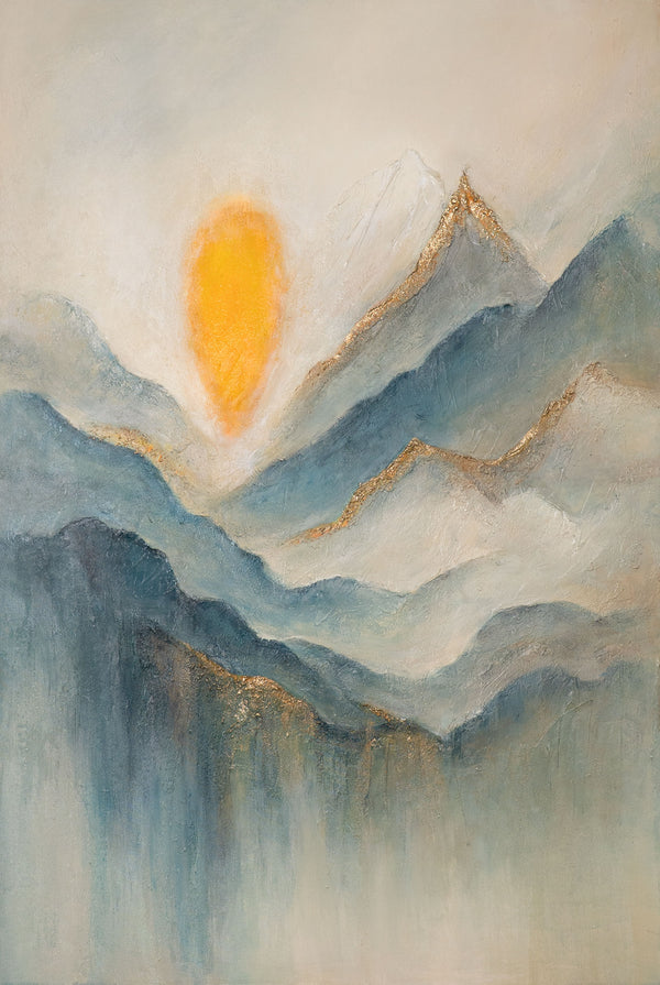 Das Gemälde „Morgendämmerung in den Wolken“ – Sonnenaufgang über den Berggipfeln in Blau- und Goldtönen