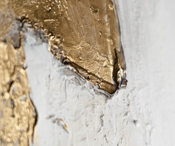 Gemälde „Mineralischer Glanz“ Abstraktion in zurückhaltender Farbgebung mit goldenem Akzent.