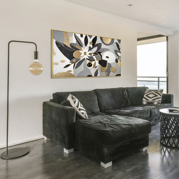 Gemälde "Grafische Blume" elegante Abstraktion in Schwarz, Grau und Gold