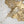 Gemälde „Mineralien des Lichts“ Abstraktion mit Gold- und Silbertexturen.